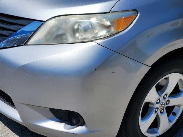2012 Toyota Sienna Vehicle Photo in DENTON, TX 76210-9321