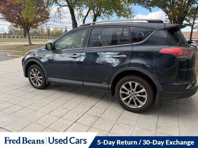 2018 Toyota RAV4 Vehicle Photo in Flemington, NJ 08822