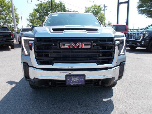 2025 GMC Sierra 2500 HD Vehicle Photo in LOWELL, MA 01852-4336