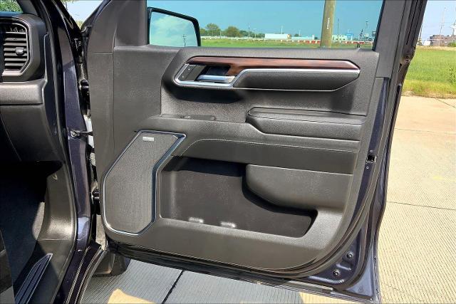 2022 GMC Sierra 1500 Vehicle Photo in TOPEKA, KS 66609-0000