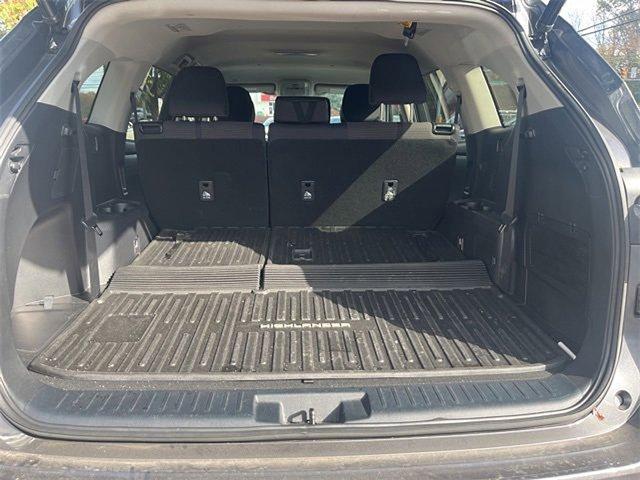 2022 Toyota Highlander Vehicle Photo in Willow Grove, PA 19090