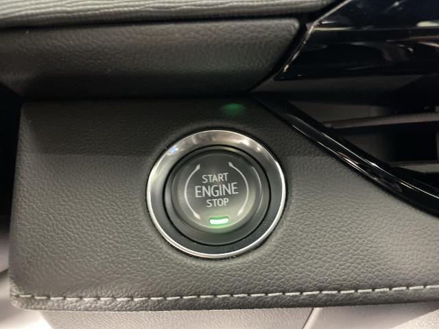 2025 Buick Enclave Vehicle Photo in GILBERT, AZ 85297-0402
