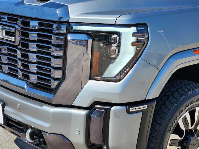 2024 GMC Sierra 2500 HD Vehicle Photo in DENTON, TX 76210-9321