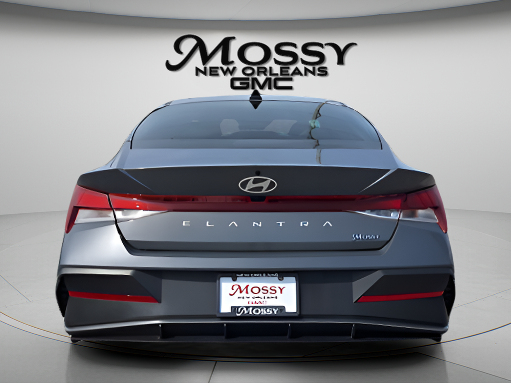 2025 Hyundai Elantra SE - 5