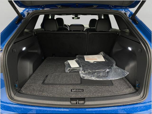 2025 Volkswagen Atlas Cross Sport Vehicle Photo in Appleton, WI 54913