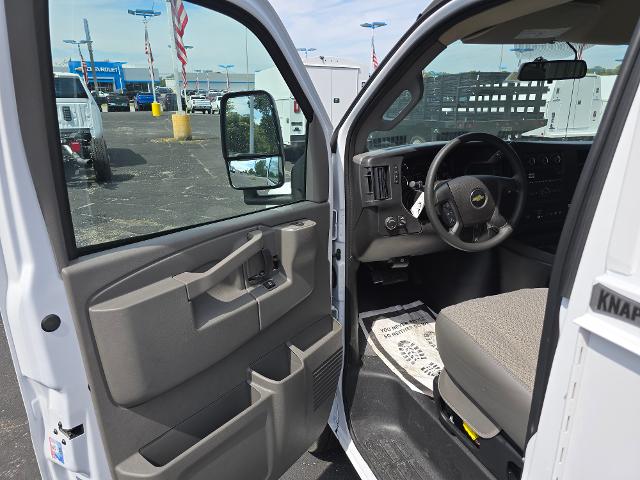 2025 Chevrolet Express Commercial Cutaway Vehicle Photo in INDEPENDENCE, MO 64055-1314