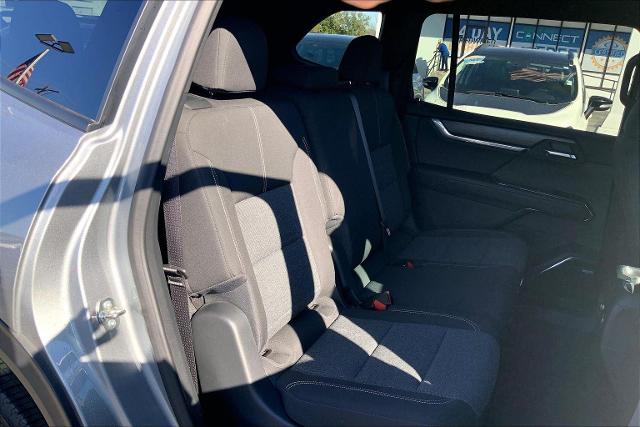 2025 GMC Acadia Vehicle Photo in INDEPENDENCE, MO 64055-1377