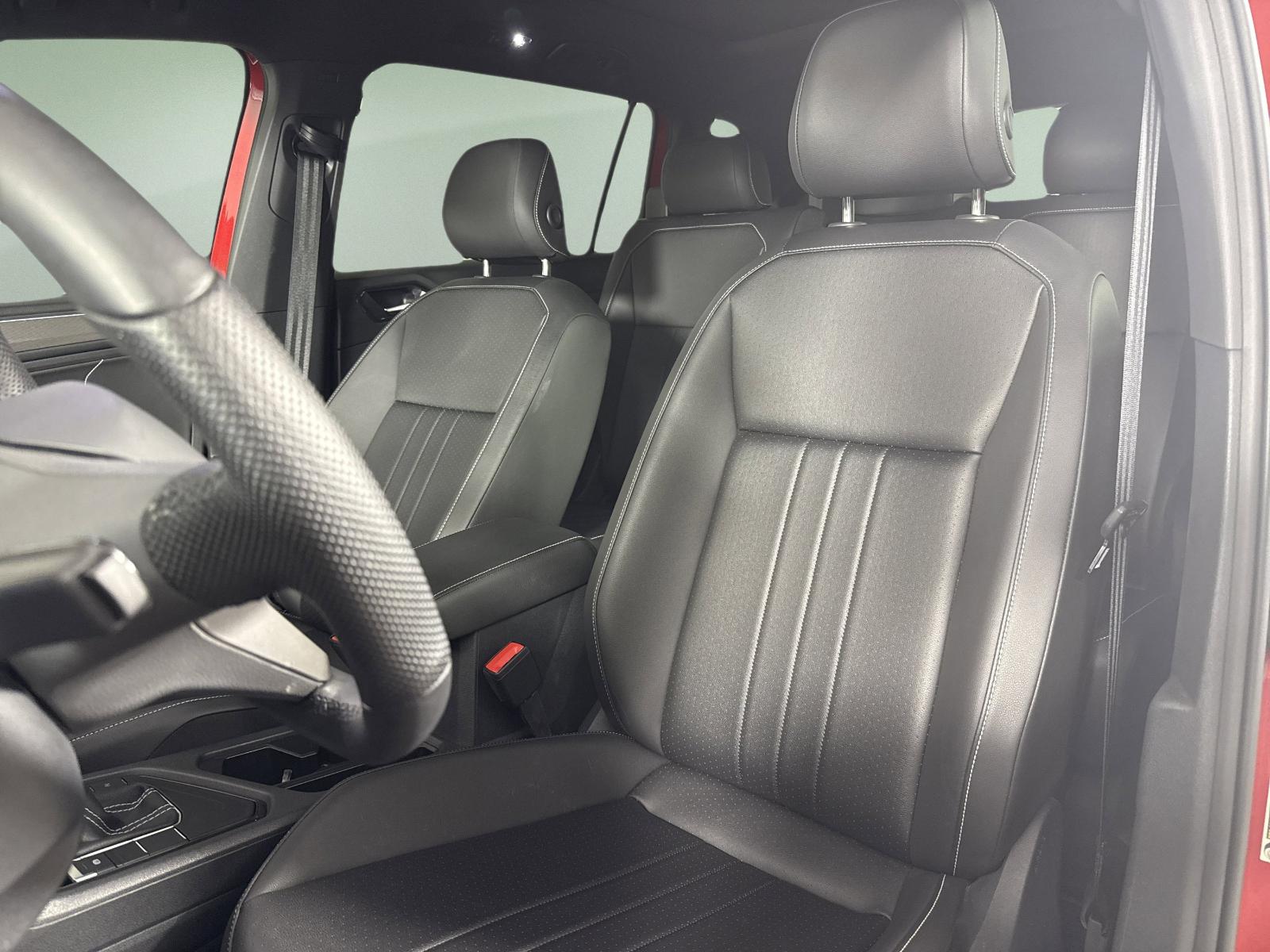 2024 Volkswagen Tiguan Vehicle Photo in Georgetown, TX 78626