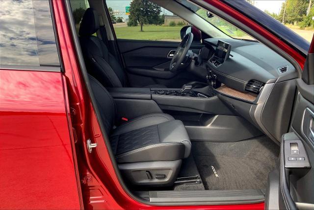 2024 Nissan Rogue Vehicle Photo in TOPEKA, KS 66609-0000