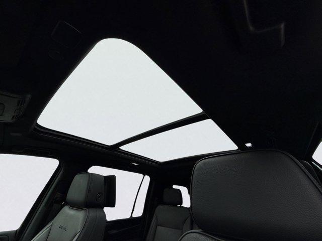 2024 GMC Yukon XL Vehicle Photo in LEOMINSTER, MA 01453-2952