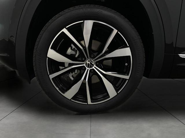 2026 Volkswagen Atlas Vehicle Photo in Appleton, WI 54913