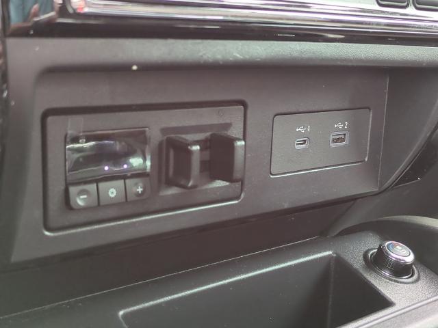 2021 Nissan Titan Vehicle Photo in Brunswick, GA 31525