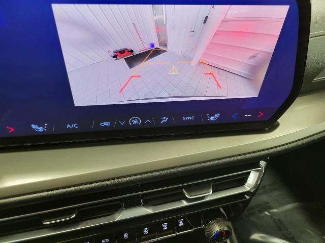 2025 Chevrolet Traverse Vehicle Photo in NEENAH, WI 54956-2243
