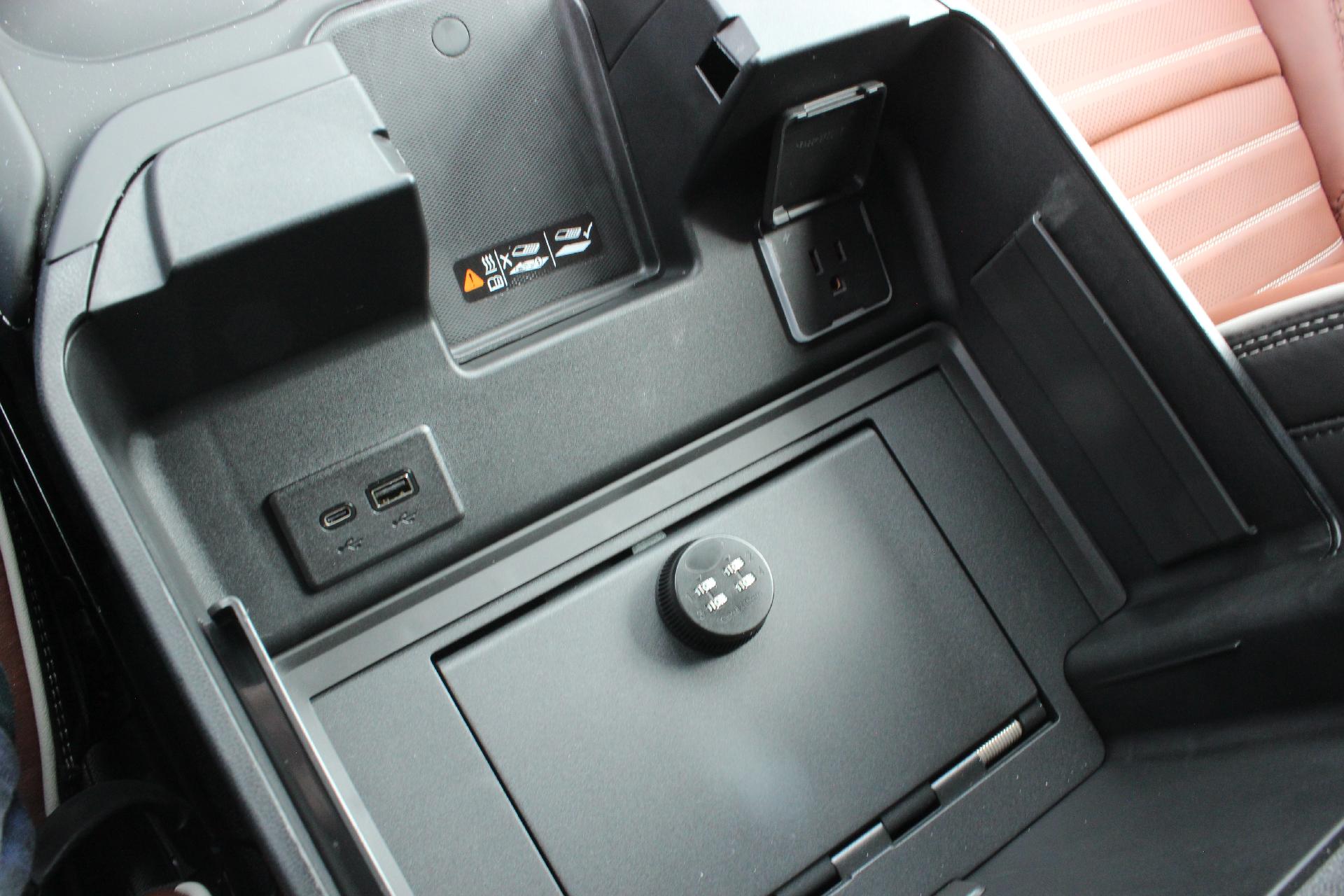 2026 GMC Sierra 3500 HD Vehicle Photo in AURORA, CO 80012-4011