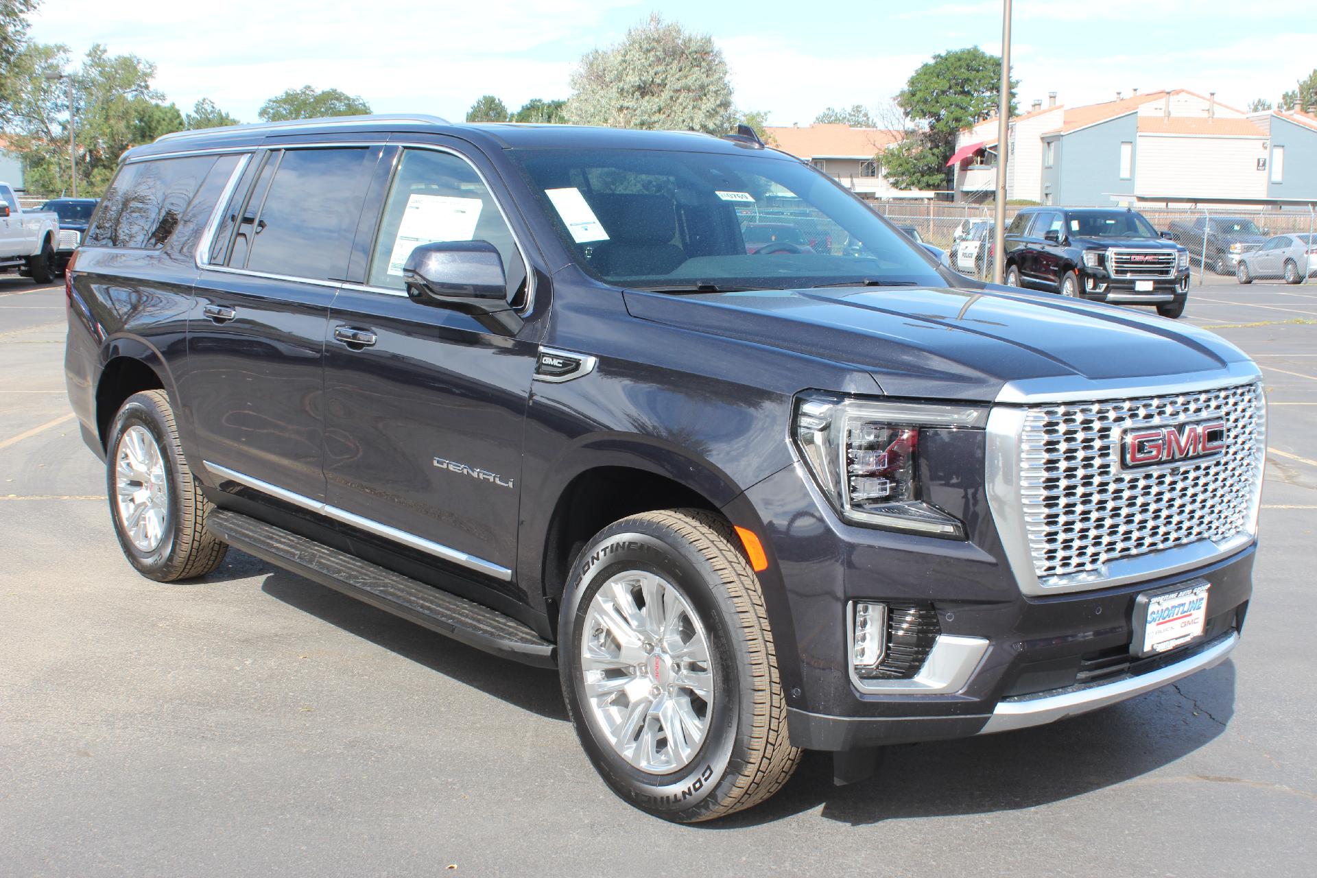 2024 GMC Yukon XL Vehicle Photo in AURORA, CO 80012-4011