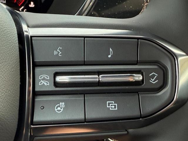 2025 GMC Canyon Vehicle Photo in COLUMBIA, MO 65203-3903