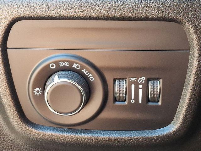 2023 Jeep Grand Cherokee Vehicle Photo in DANBURY, CT 06810-5034