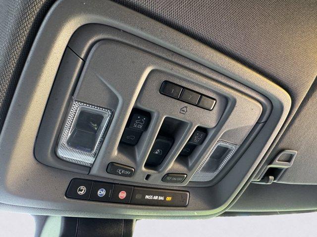 2021 GMC Sierra 1500 Vehicle Photo in LEOMINSTER, MA 01453-2952