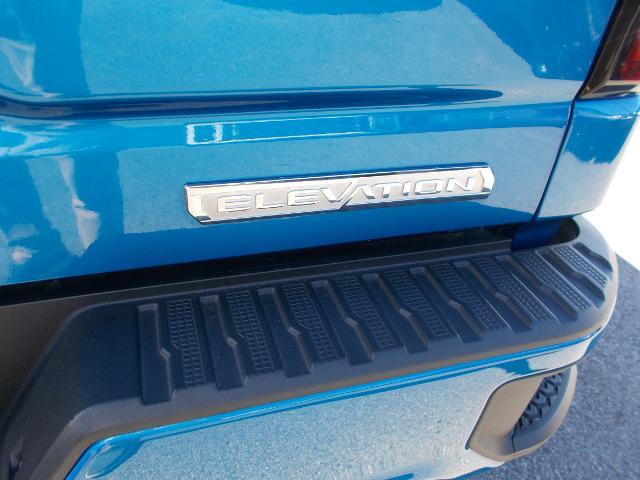 2022 GMC Sierra 1500 Vehicle Photo in LOWELL, MA 01852-4336