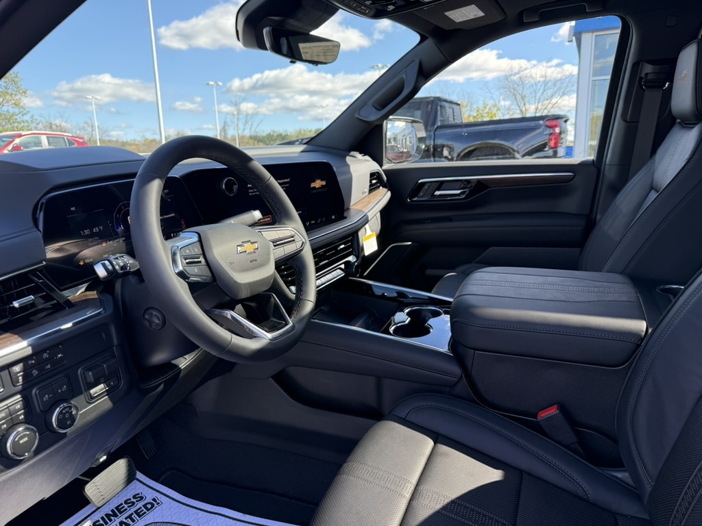 2027 Chevrolet Tahoe photo 14 of 24
