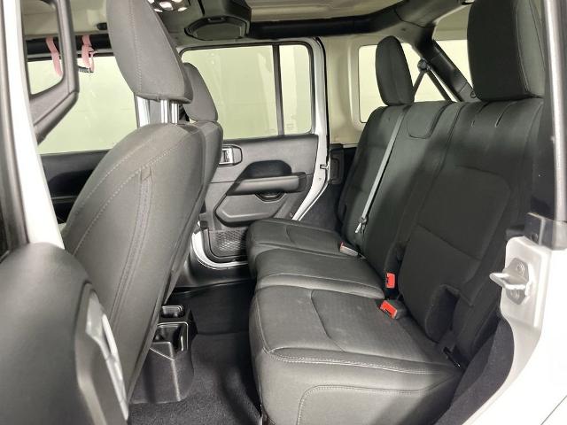 2019 Jeep Wrangler Unlimited Vehicle Photo in GILBERT, AZ 85297-0402