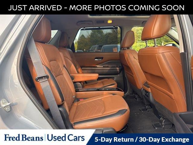 2023 Nissan Pathfinder Vehicle Photo in Flemington, NJ 08822