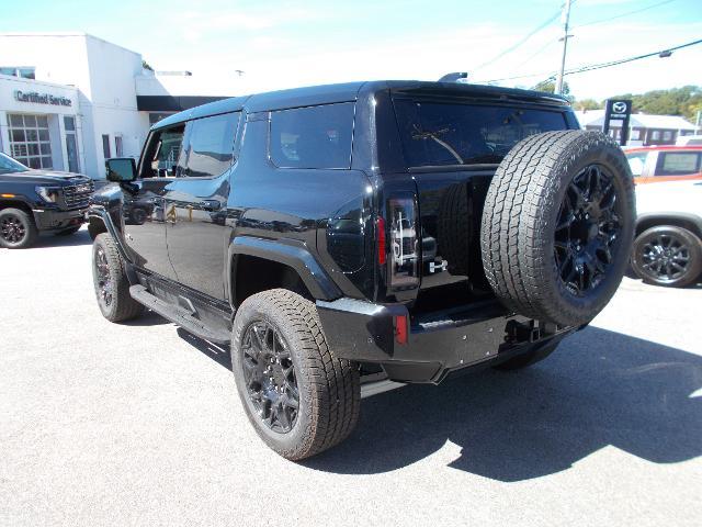 2026 GMC HUMMER EV SUV Vehicle Photo in LOWELL, MA 01852-4336