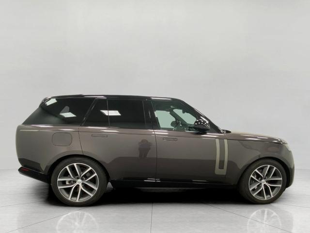 2025 Range Rover Vehicle Photo in Appleton, WI 54913