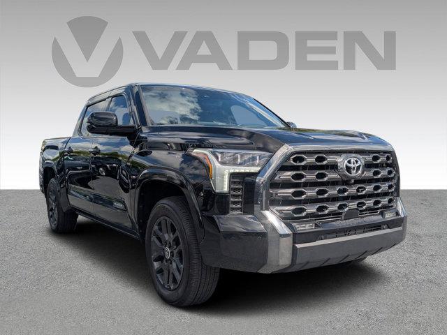 2022 Toyota Tundra 4WD Vehicle Photo in BRUNSWICK, GA 31525-1881