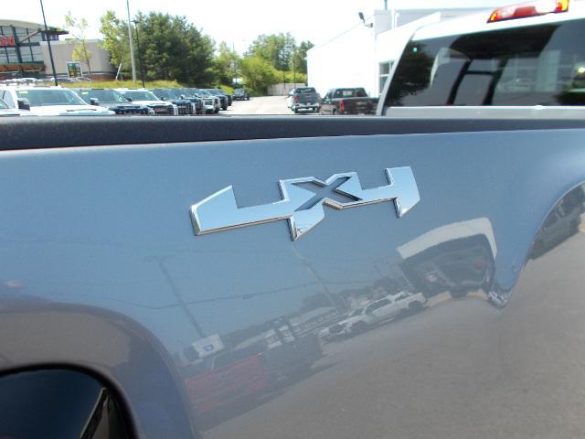 2025 GMC Sierra 2500 HD Vehicle Photo in LOWELL, MA 01852-4336