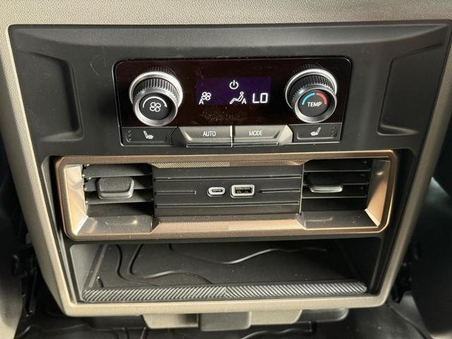 2025 GMC HUMMER EV Pickup Vehicle Photo in COLUMBIA, MO 65203-3903