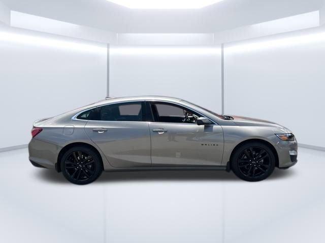 2022 Chevrolet Malibu Vehicle Photo in SAINT CLAIRSVILLE, OH 43950-8512