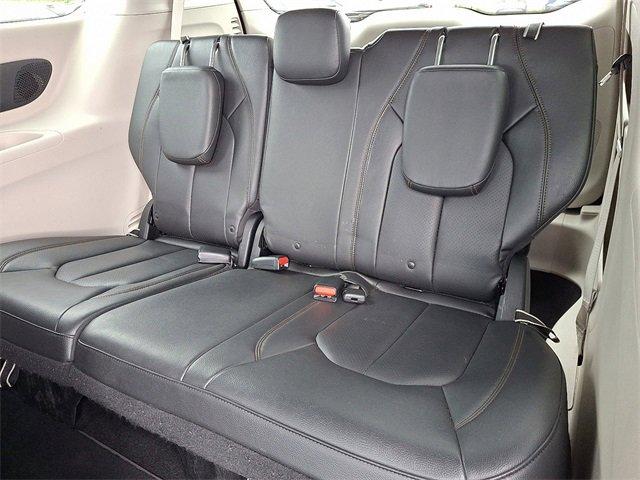2017 Chrysler Pacifica Vehicle Photo in LANCASTER, PA 17601-0000