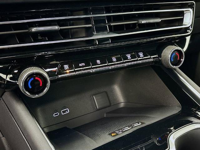 2026 Chevrolet Traverse Vehicle Photo in PUYALLUP, WA 98371-4149