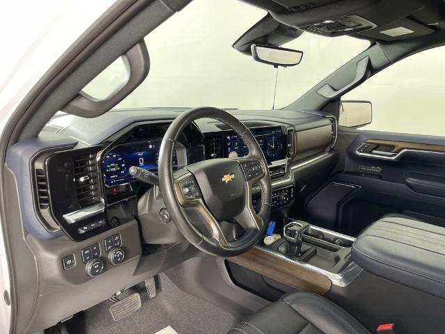 2023 Chevrolet Silverado 1500 Vehicle Photo in GILBERT, AZ 85297-0402