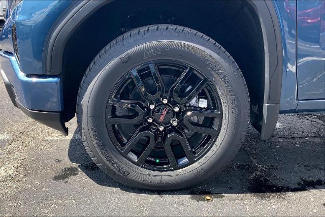 2025 GMC Sierra 1500 Vehicle Photo in INDEPENDENCE, MO 64055-1377