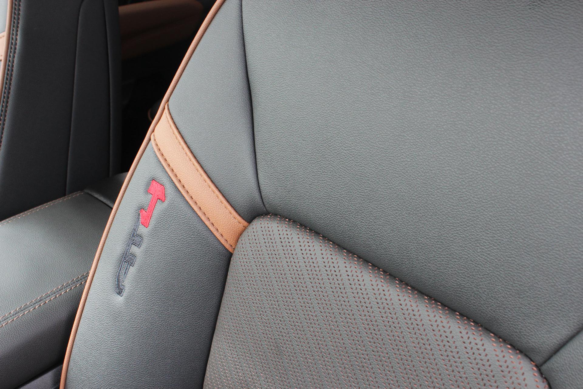 2026 GMC Canyon Vehicle Photo in AURORA, CO 80012-4011