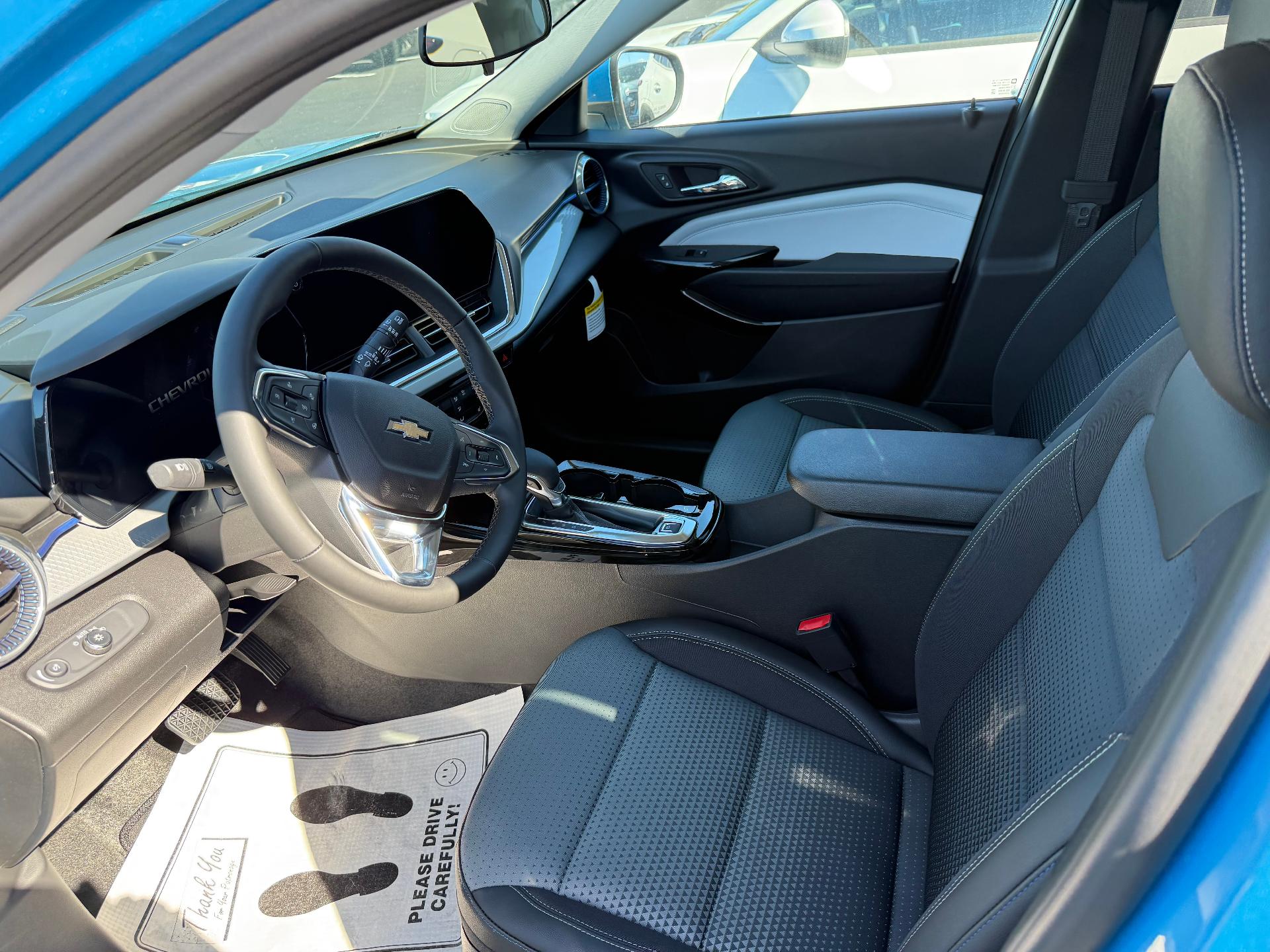 2026 Chevrolet Trax photo 12 of 21