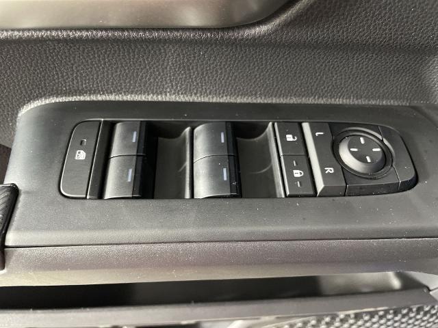 2025 Toyota Tacoma 4WD Vehicle Photo in GILBERT, AZ 85297-0402