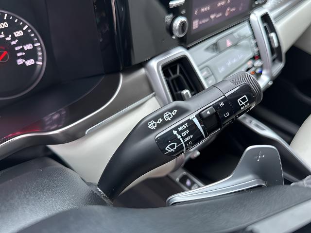 2021 Kia Sorento Hybrid Vehicle Photo in MANITOWOC, WI 54220-5838