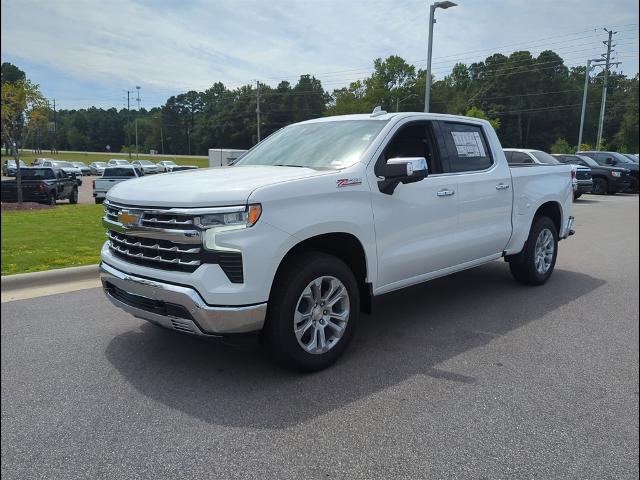 2025 Chevrolet Silverado 1500 Vehicle Photo in SANFORD, NC 27332-9629