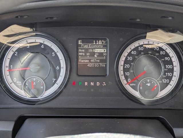 2024 Ram 1500 Classic Vehicle Photo in SELMA, TX 78154-1459