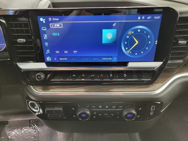 2024 Chevrolet Silverado 1500 Vehicle Photo in NEENAH, WI 54956-2243