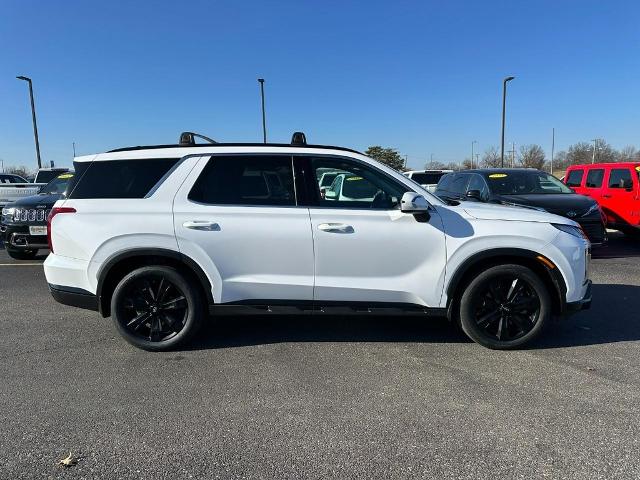 2024 Hyundai PALISADE Vehicle Photo in COLUMBIA, MO 65203-3903