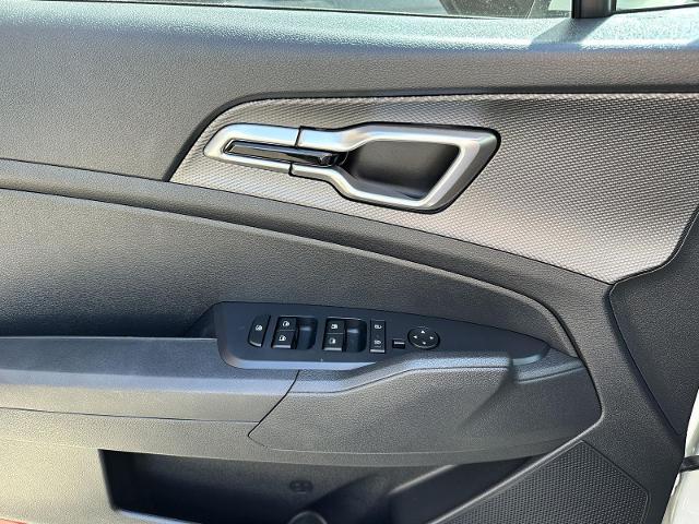 2025 Kia Sportage Vehicle Photo in Tucson, AZ 85712