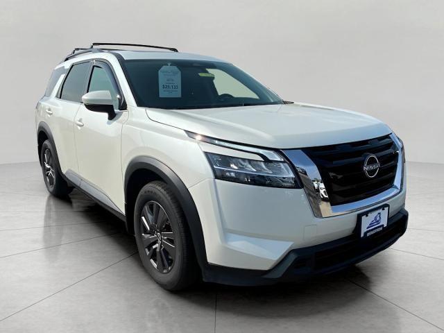 2022 Nissan Pathfinder Vehicle Photo in Neenah, WI 54956