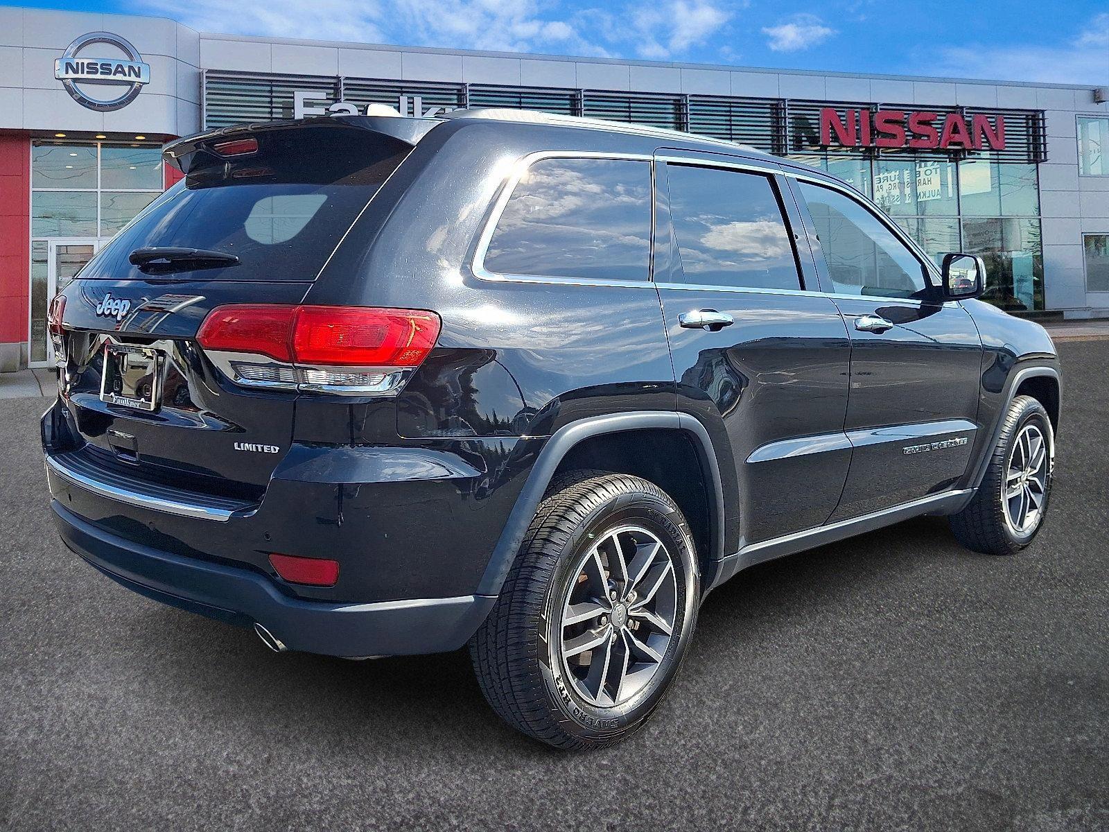 2017 Jeep Grand Cherokee Vehicle Photo in Harrisburg, PA 17111-1033