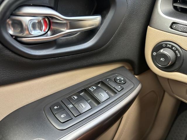 2019 Jeep Cherokee Vehicle Photo in Savannah, GA 31419