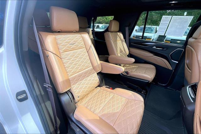 2023 Cadillac Escalade Vehicle Photo in INDEPENDENCE, MO 64055-1314