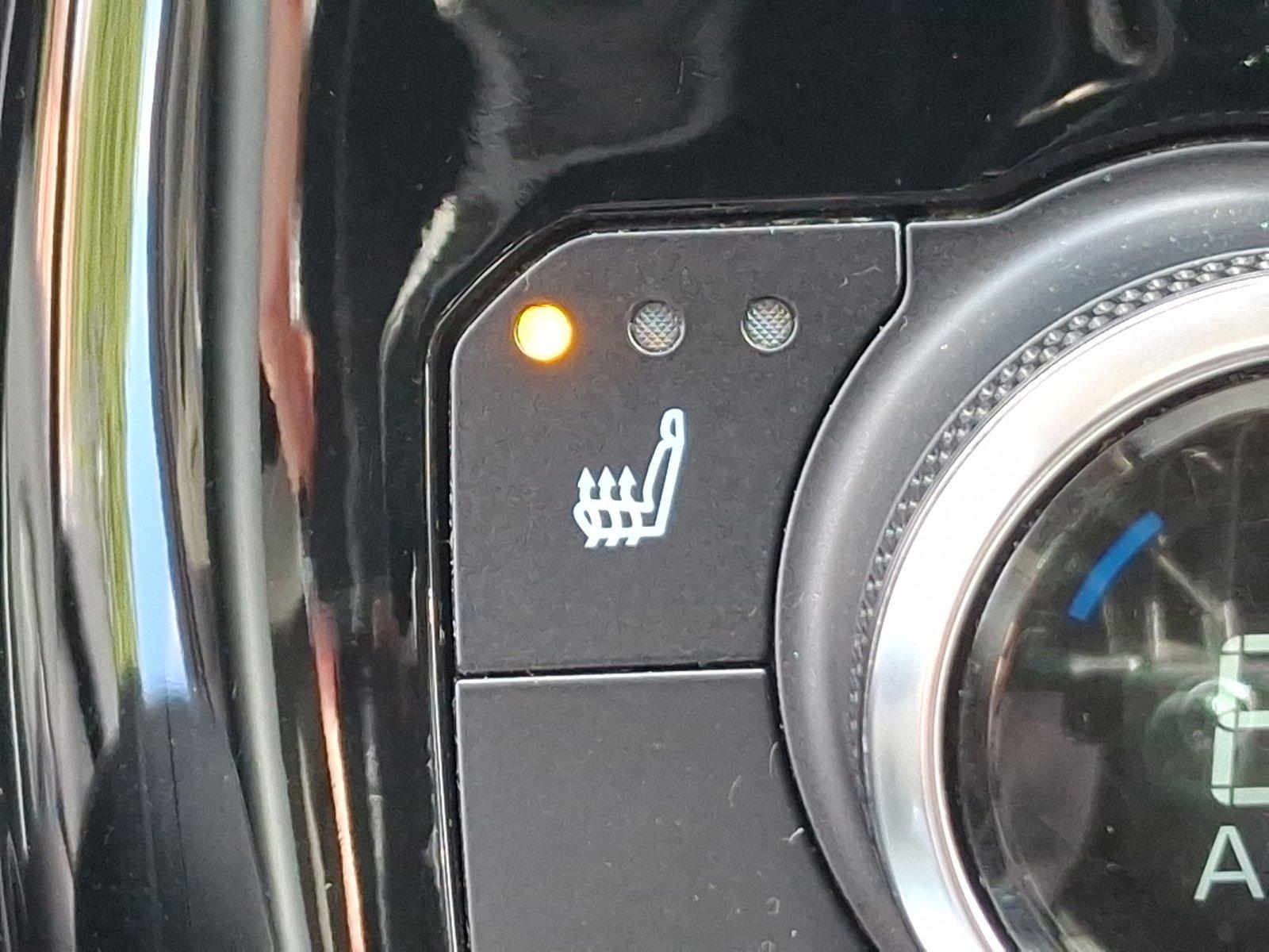 2022 Toyota Highlander Vehicle Photo in Trevose, PA 19053